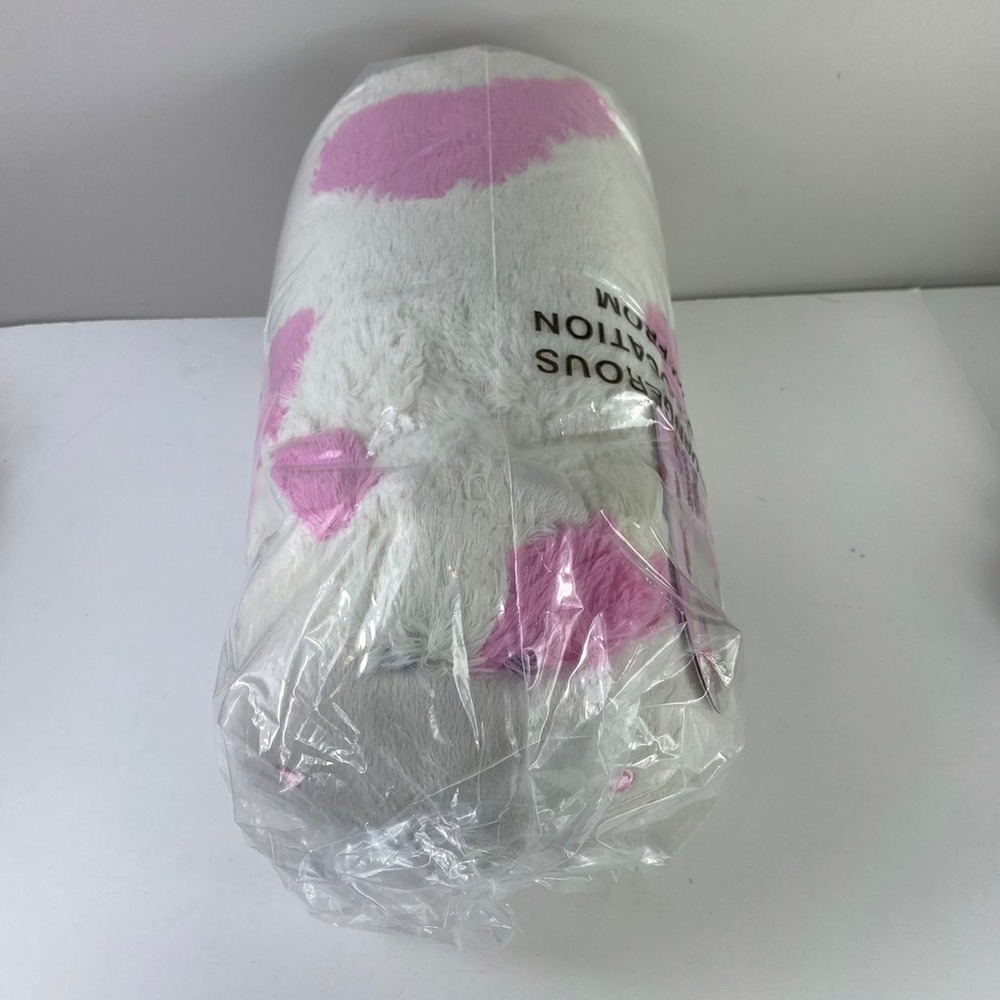 Pillow Pets Strawberry Milkshake Cow Sweet Scented Pet 18" Brand‎ New, IN HAND - Picture 2 of 3